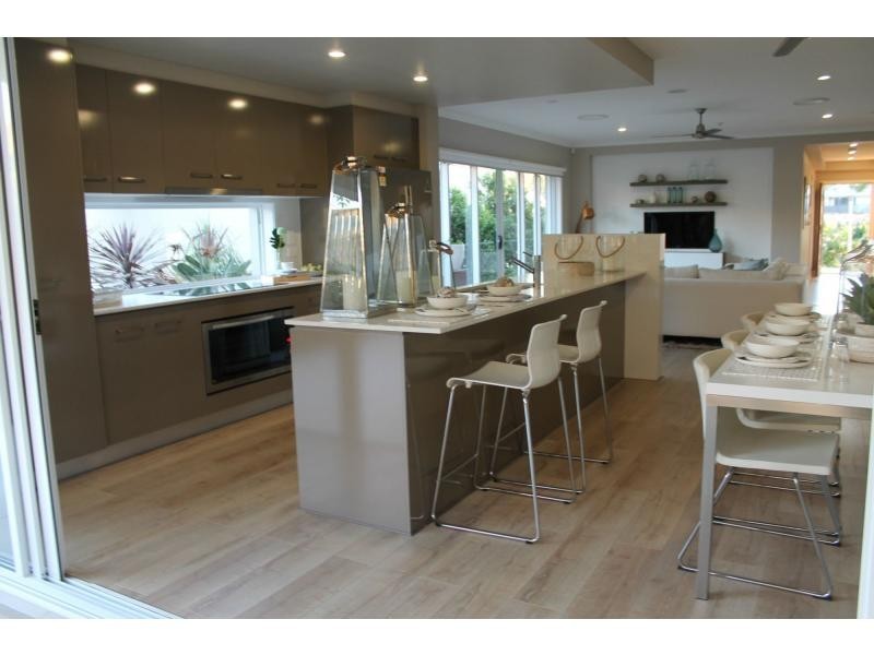 10 Tulipwood Circuit, Boyne Island QLD 4680