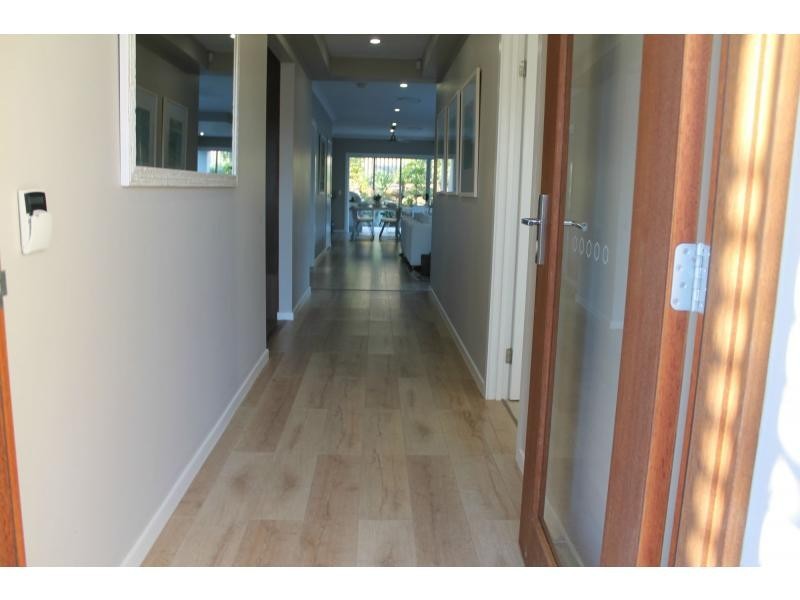 10 Tulipwood Circuit, Boyne Island QLD 4680