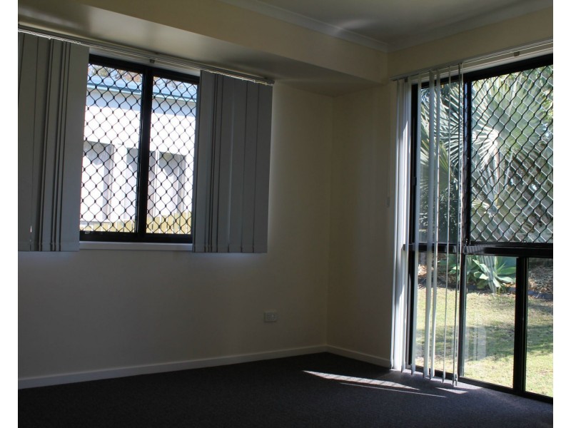 17 Creek Road, Tannum Sands QLD 4680