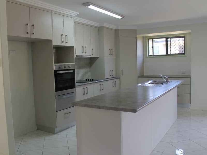 35 Bauhinia Street, Boyne Island QLD 4680