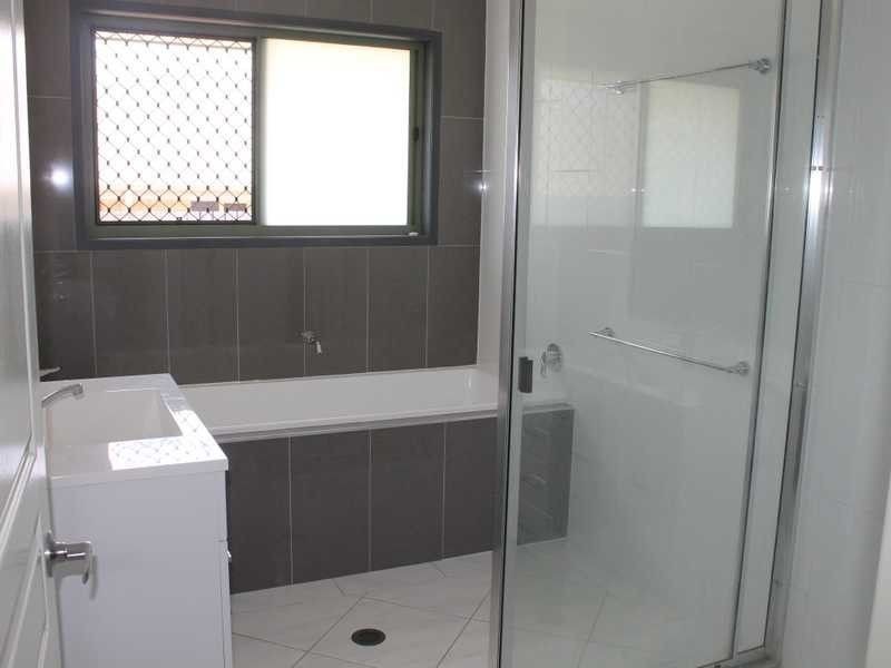 35 Bauhinia Street, Boyne Island QLD 4680