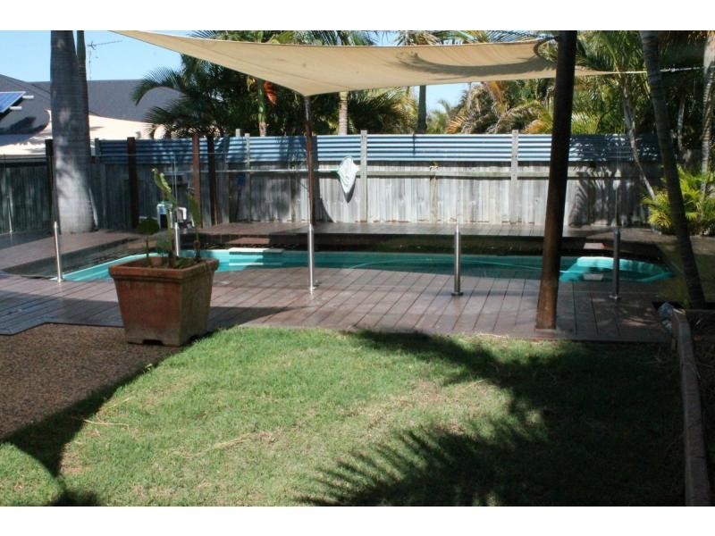 25 Pryde Street, Tannum Sands QLD 4680