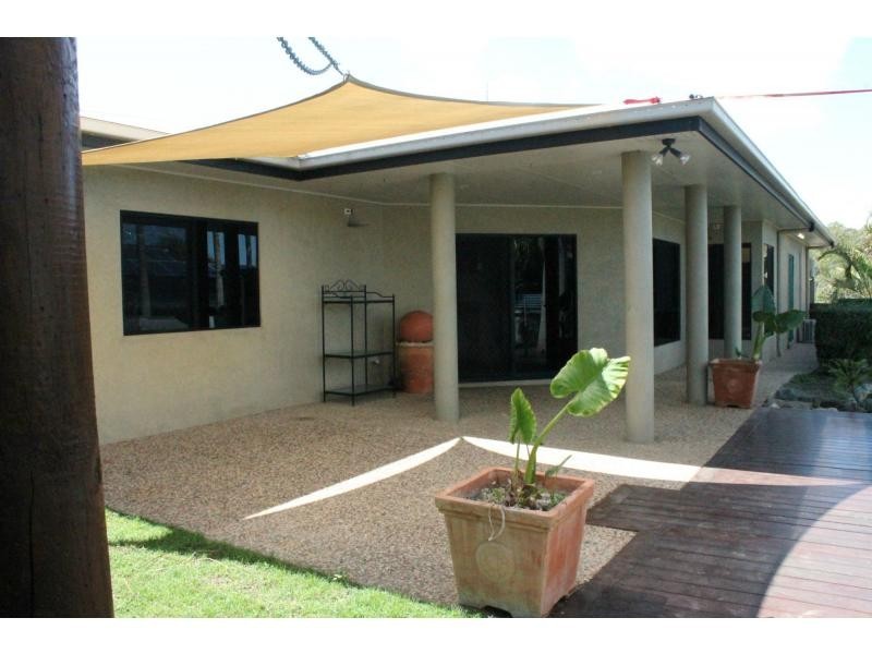 25 Pryde Street, Tannum Sands QLD 4680
