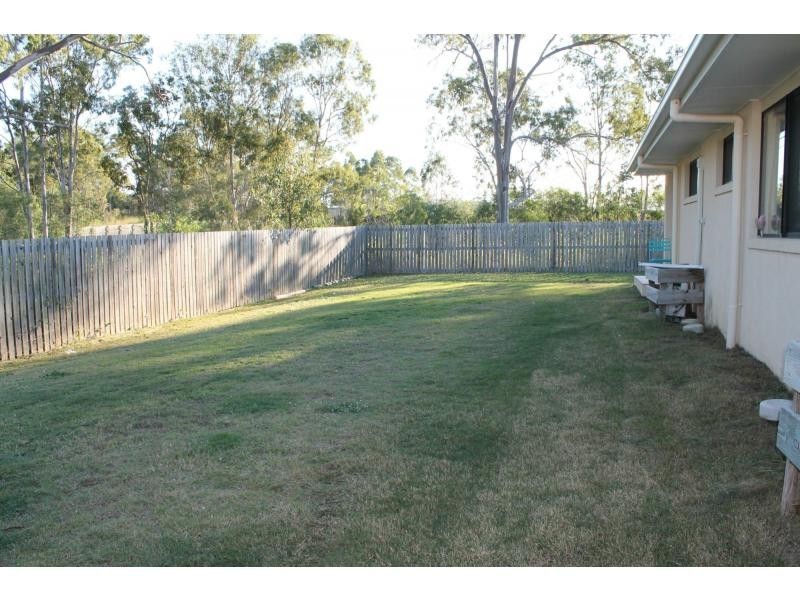 25 Melaleuca Place, Glen Eden QLD 4680
