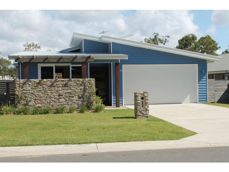 28 Tulipwood Court, Boyne Island QLD 4680