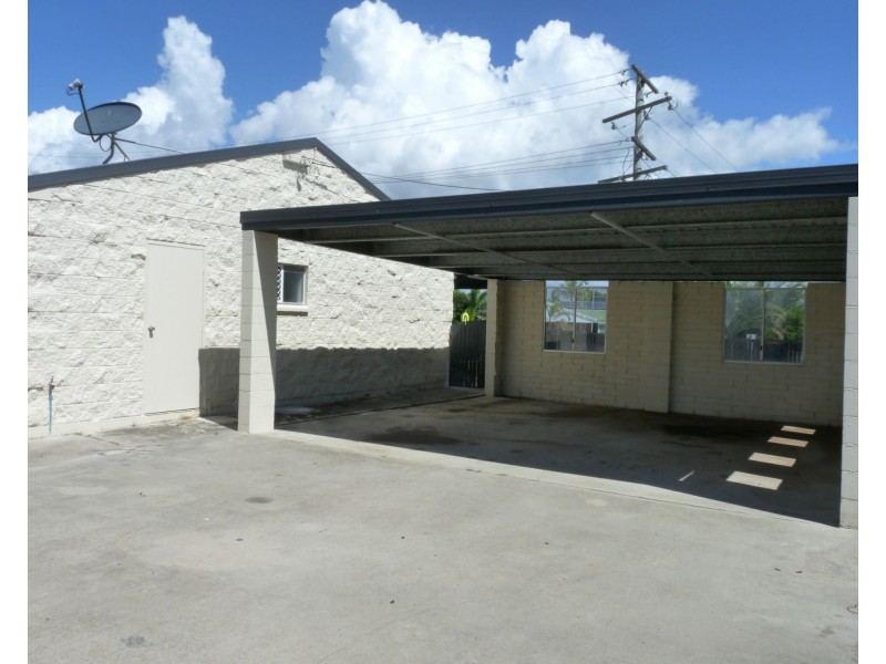 1 Waratah Crescent, Tannum Sands QLD 4680