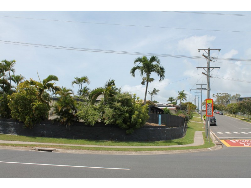 1 Waratah Crescent, Tannum Sands QLD 4680