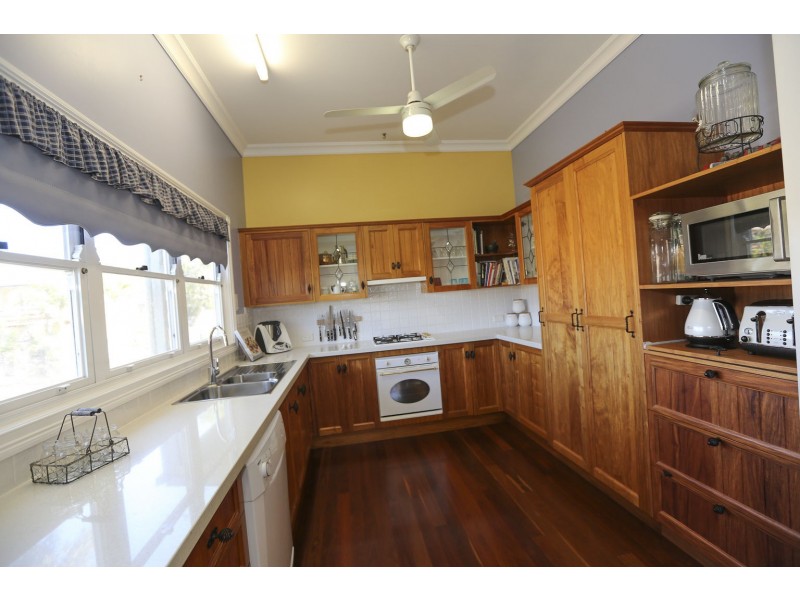 43 Alfred Street, Tannum Sands QLD 4680
