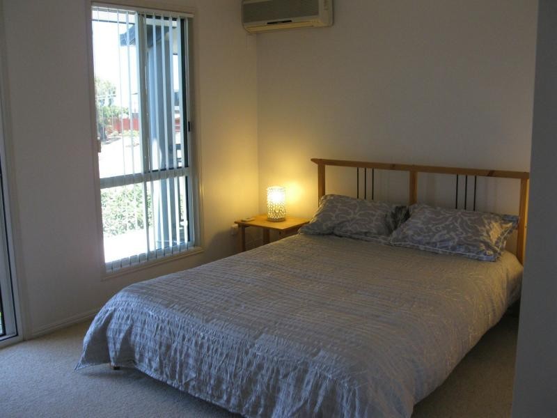 2/18 Pacific Avenue, Tannum Sands QLD 4680
