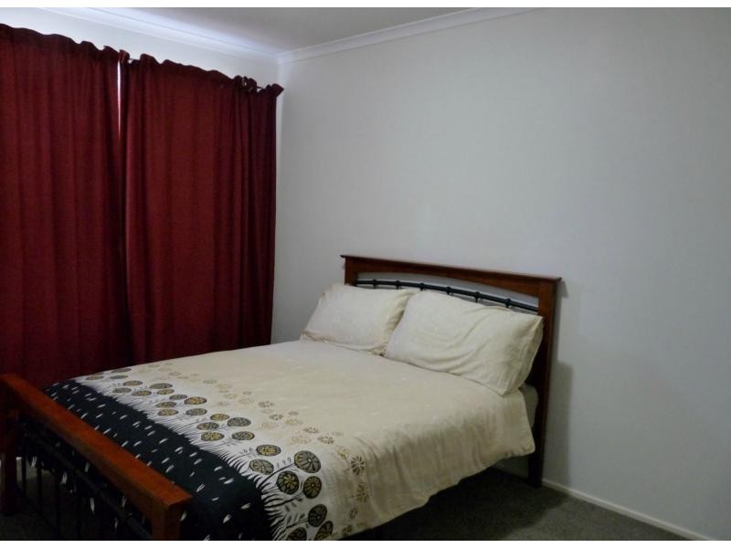 10 Swains Court, Boyne Island QLD 4680
