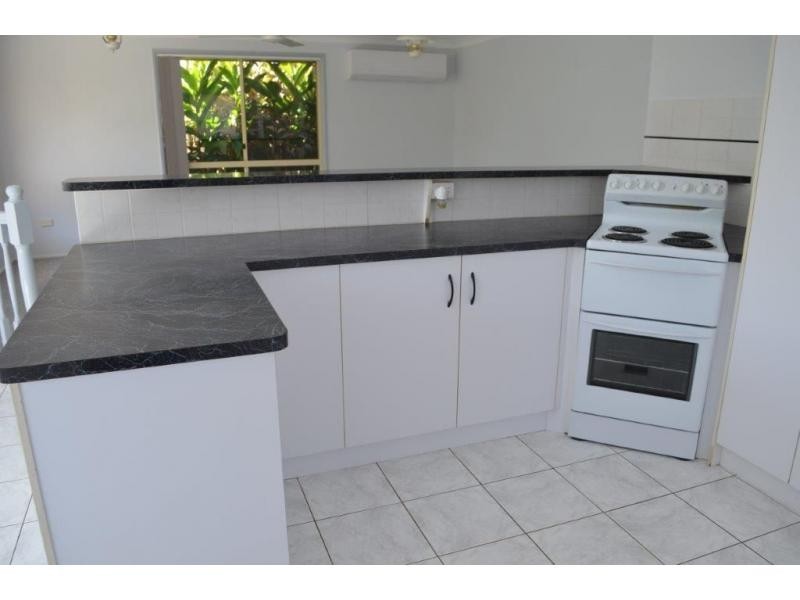 7 Belah Court, Boyne Island QLD 4680