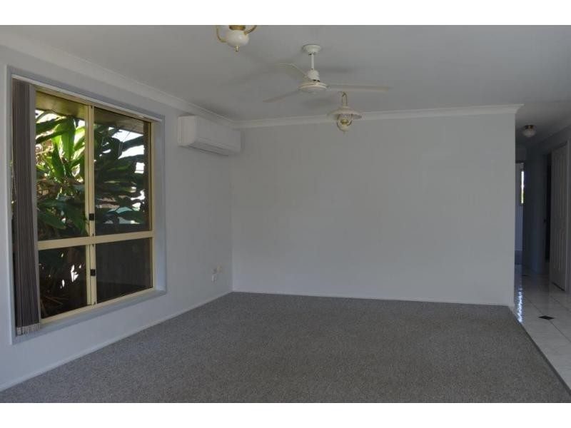 7 Belah Court, Boyne Island QLD 4680