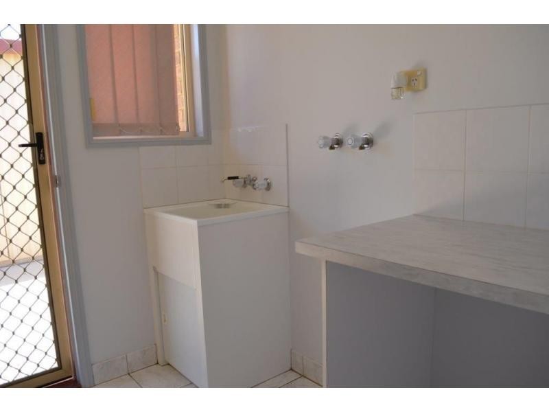 7 Belah Court, Boyne Island QLD 4680