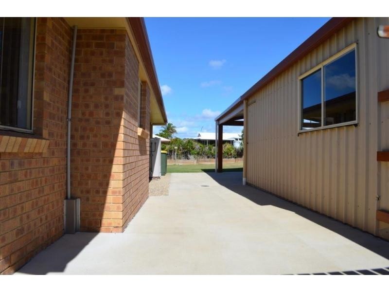 7 Belah Court, Boyne Island QLD 4680