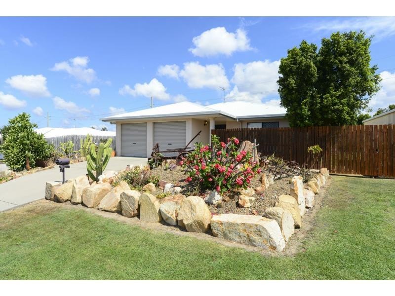 11 Saxonvale Court, New Auckland QLD 4680