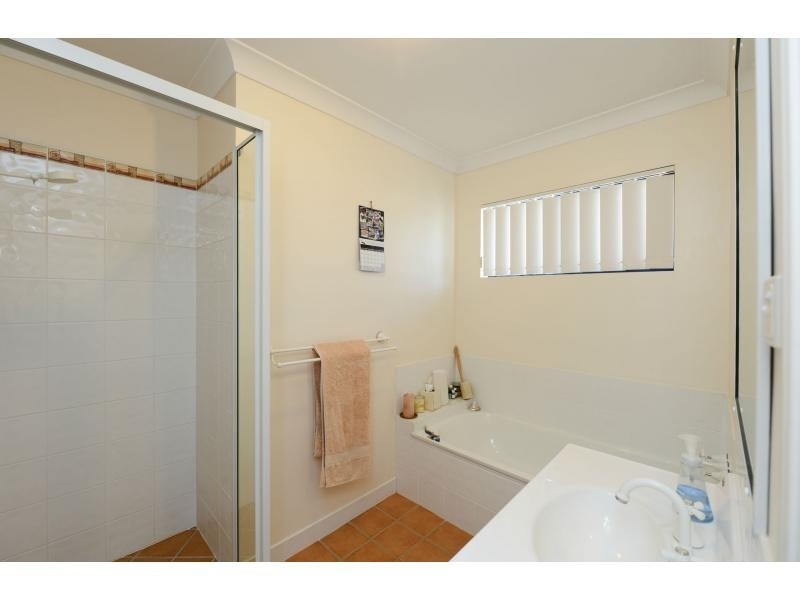 11 Saxonvale Court, New Auckland QLD 4680