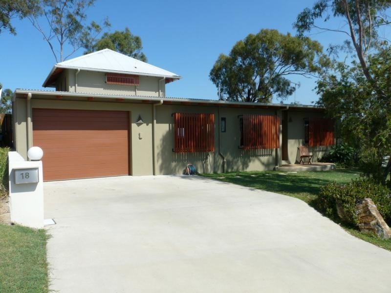 18 Sayre Crescent, Boyne Island QLD 4680