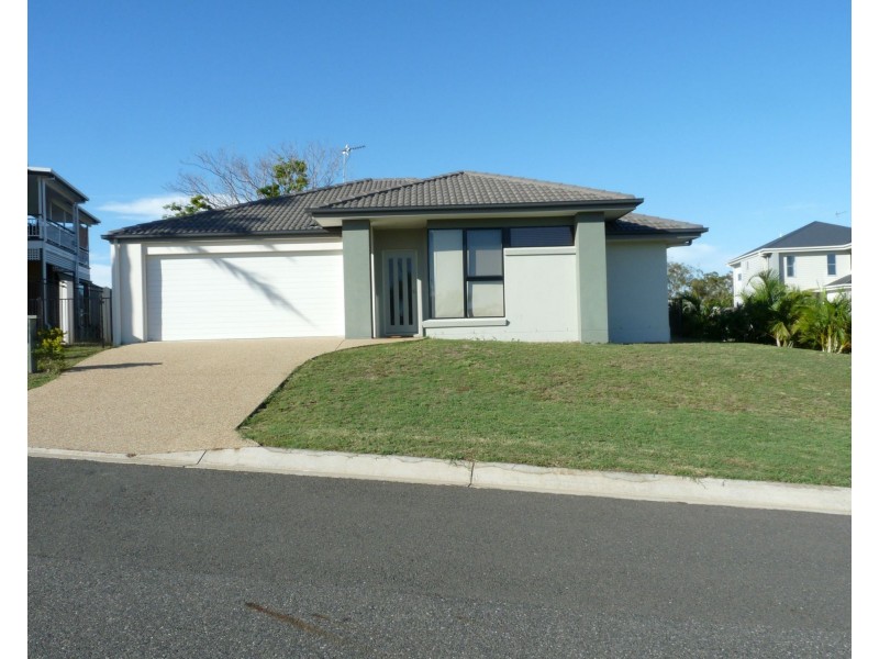 17 Richard Street, Boyne Island QLD 4680