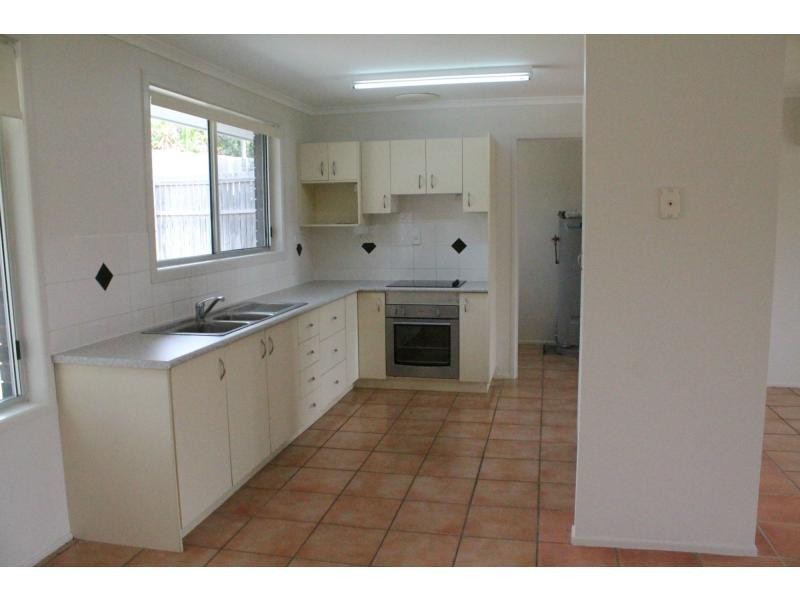 1 Davina Street, Boyne Island QLD 4680