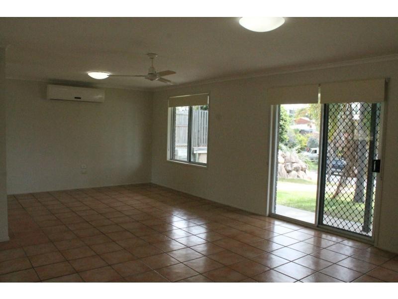 1 Davina Street, Boyne Island QLD 4680