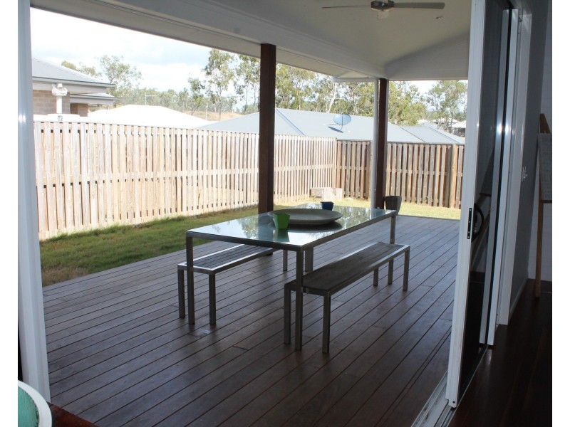 28 Tulipwood Court, Boyne Island QLD 4680