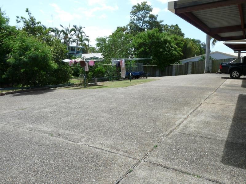 2/26 Beach Avenue, Tannum Sands QLD 4680