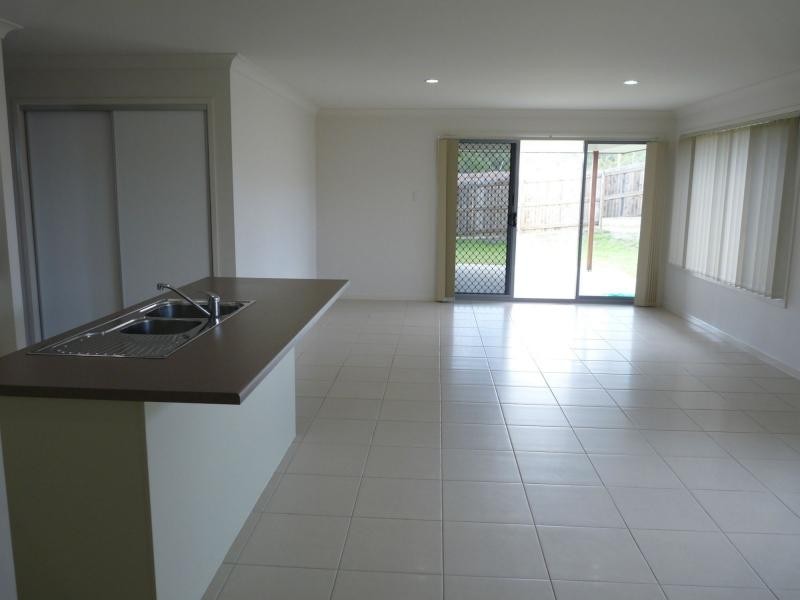 2 Windjana Court, New Auckland, Gladstone QLD 4680