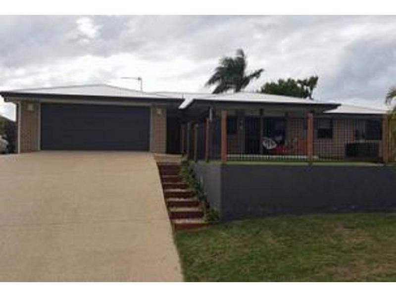 8 Hoddinott Close, Tannum Sands QLD 4680