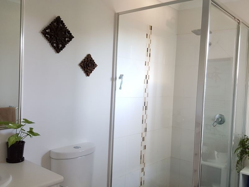 8 Hoddinott Close, Tannum Sands QLD 4680