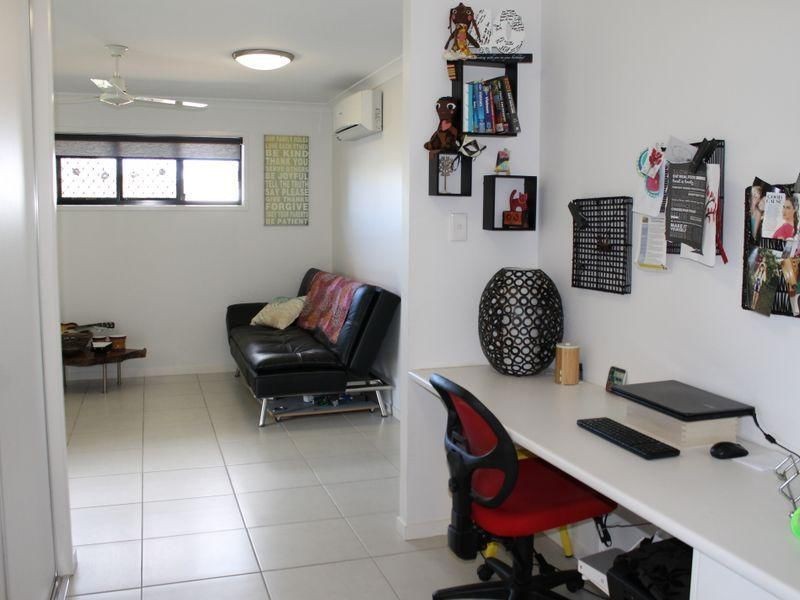 8 Hoddinott Close, Tannum Sands QLD 4680