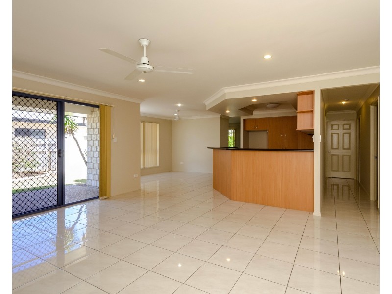 8 Driftwood Street, Tannum Sands QLD 4680
