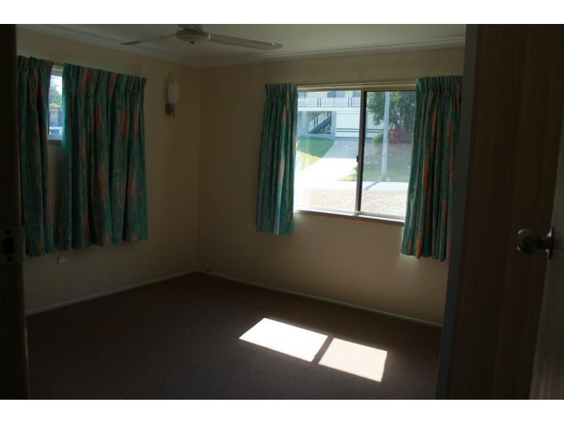 7 Harrier Avenue, New Auckland QLD 4680