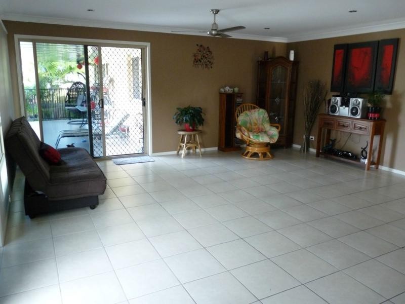 4 Douglas Street, Tannum Sands QLD 4680