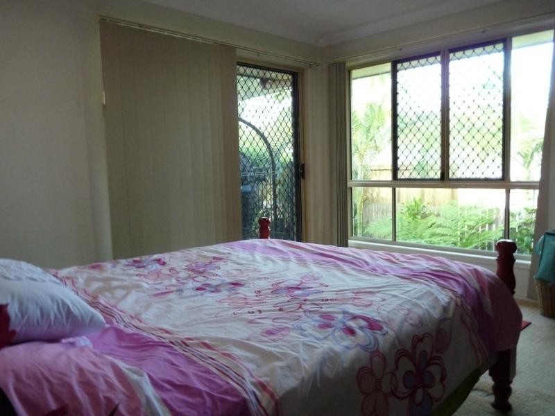 4 Douglas Street, Tannum Sands QLD 4680