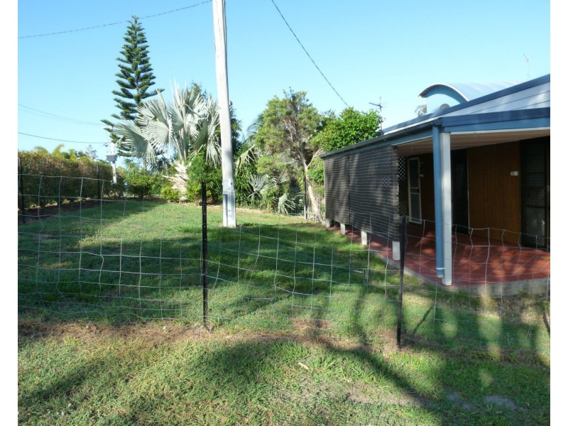 19 Creek Road, Tannum Sands QLD 4680