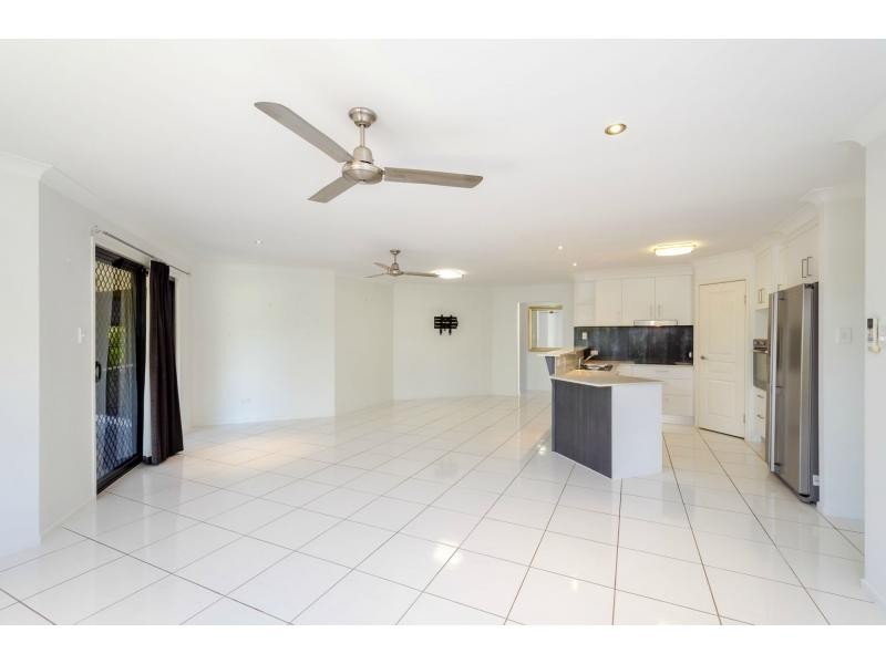 1 Karumba Court, Tannum Sands QLD 4680