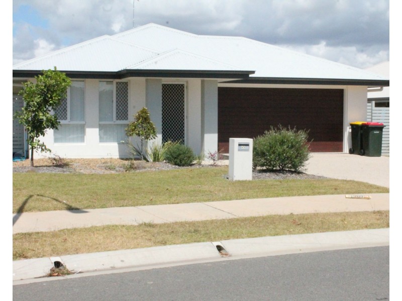 45 Clover Crescent, Boyne Island QLD 4680