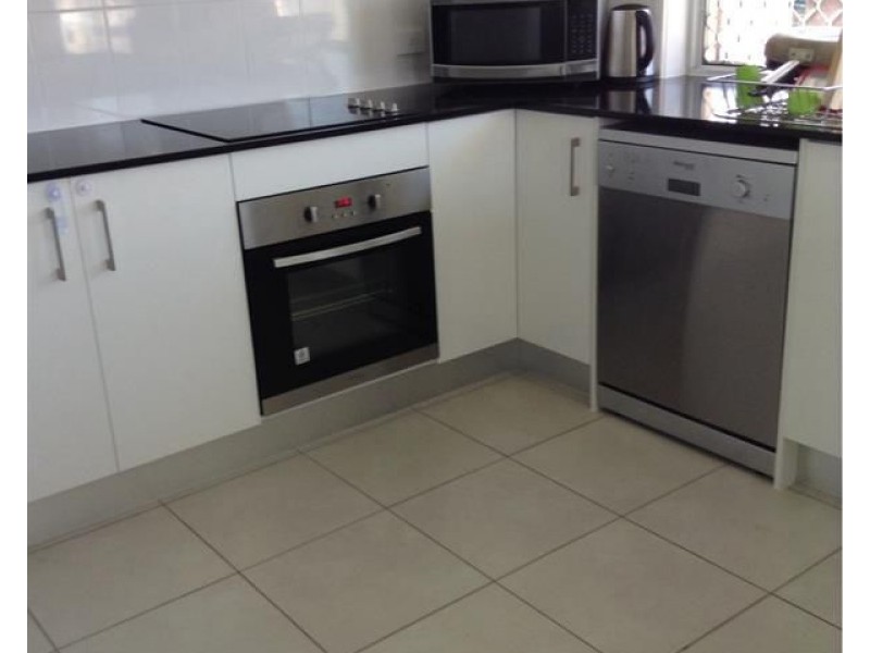 45 Clover Crescent, Boyne Island QLD 4680