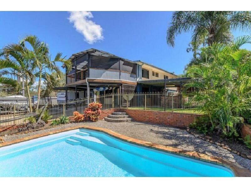 32 Latrobe Street, Tannum Sands QLD 4680