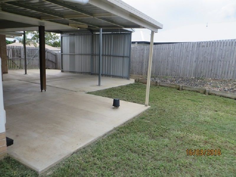 14 Jeana Close, Boyne Island QLD 4680