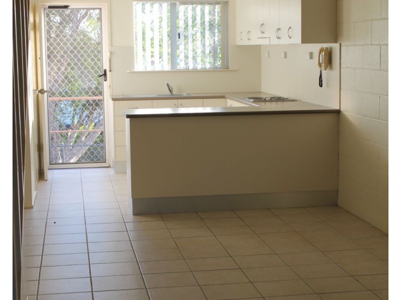 4/4 Elizabeth Street, Tannum Sands QLD 4680