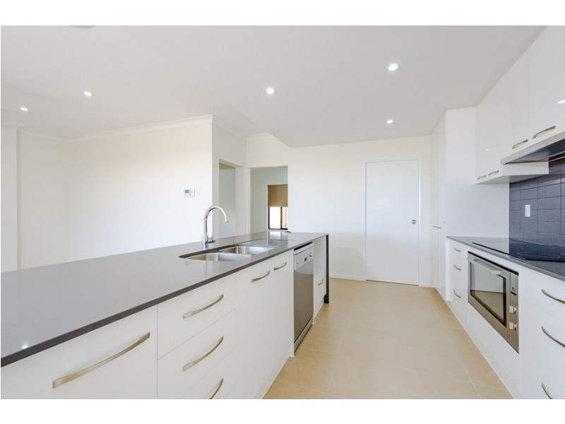 96 Broadacres Drive, Tannum Sands QLD 4680
