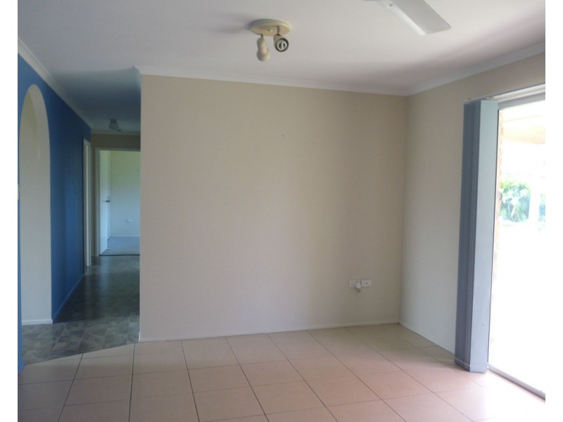 11 Werite Court, Boyne Island QLD 4680