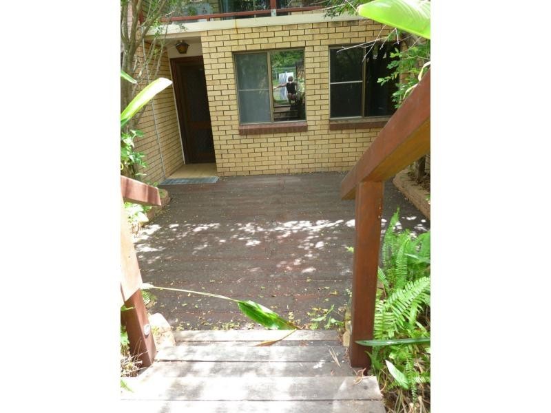 2/26 Beach Avenue, Tannum Sands QLD 4680