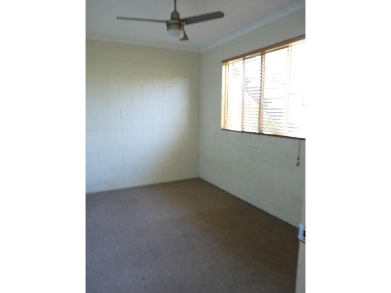 9 Margaret Street, South Gladstone QLD 4680