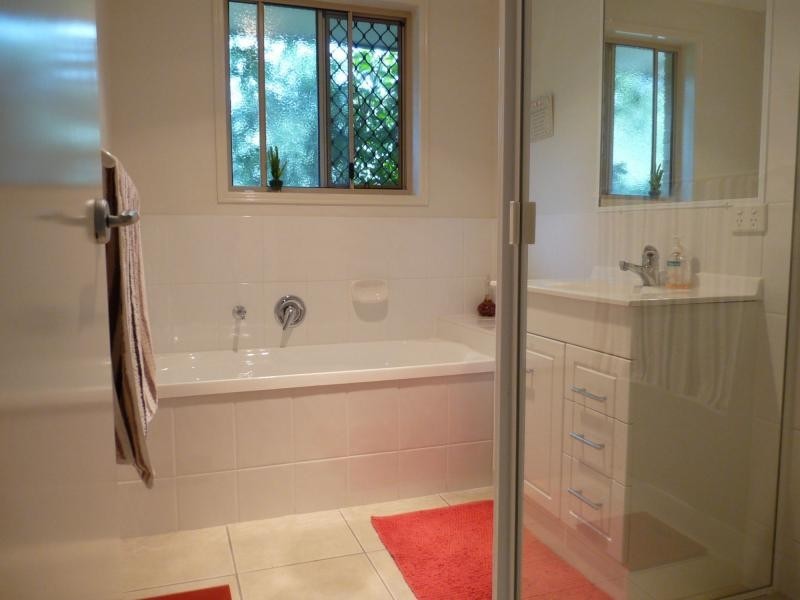 4 Douglas Street, Tannum Sands QLD 4680