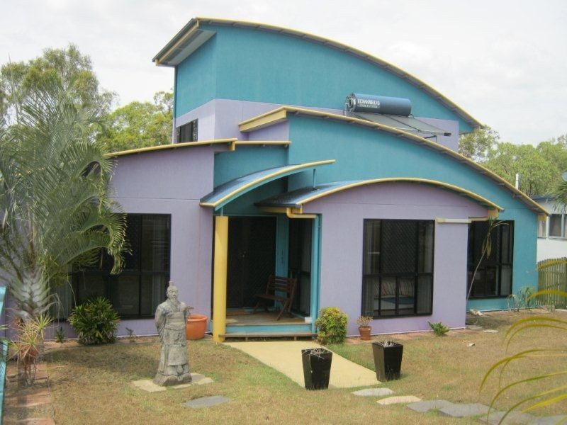 17 Creek Road, Tannum Sands QLD 4680