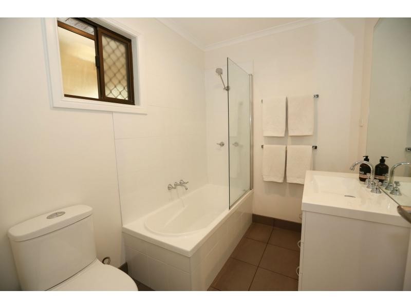 135 Malpas Street, Boyne Island QLD 4680