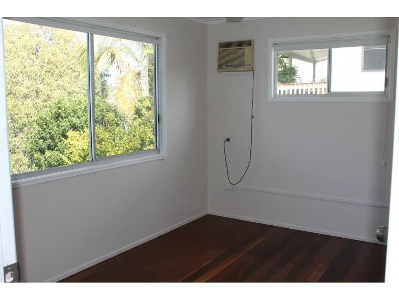 10 Polmaise Street, Boyne Island QLD 4680