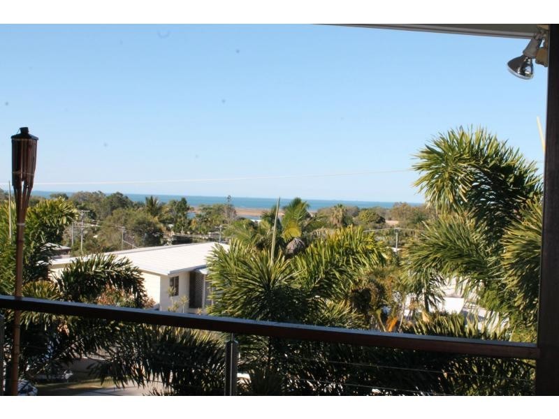 28 Amaroo Street, Boyne Island QLD 4680